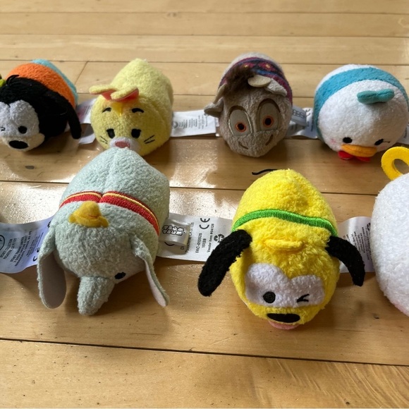 (Lot of 12)  Disney TSUM TSUM Small Plush Assorted Dumbo Pooh Mickey - Picture 3 of 6